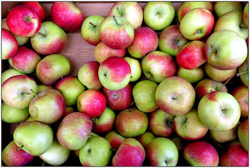 Mele i numerosi impieghi dell'aceto di mele