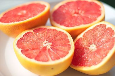 alimenti per disintossicare il fegato, pompelmo