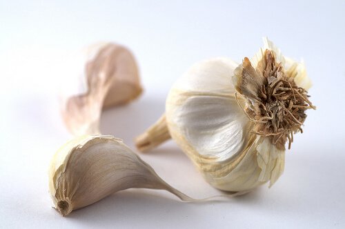 Anche l'aglio è uno tra i più efficaci rimedi naturali contro le infezioni vaginali