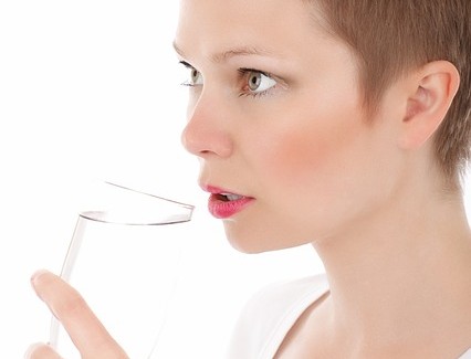 La cura dell'acqua per perdere peso