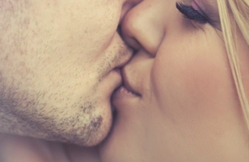 Benefici di baciare: eccone 7 sorprendenti