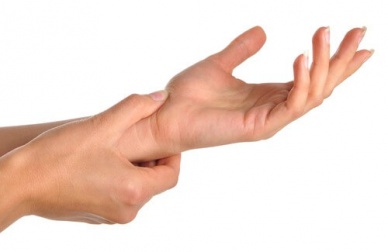 Dolore a mani e polsi: a che cosa è dovuto?