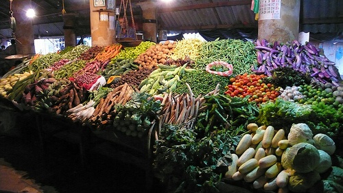 Le verdure sono tra i cibi che fanno ingrassare di meno