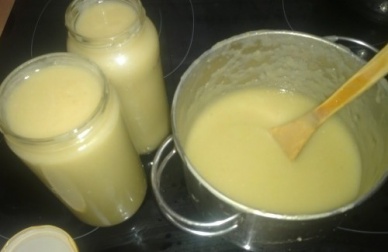 Come impiegare il limone e altri prodotti naturali per le pulizie