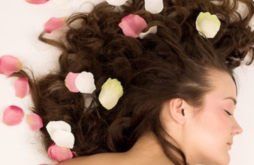 Profumi naturali per i capelli Profumi naturali per i capelli