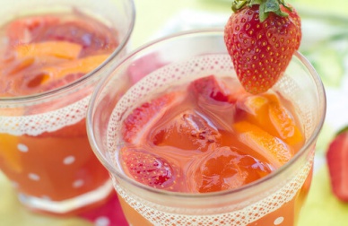 Acqua di fragole per disintossicare l'organismo