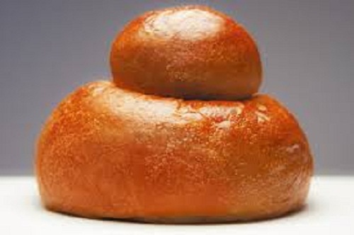 Brioche che accompagna la granita