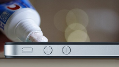 Impieghi del dentifricio che non conoscevate