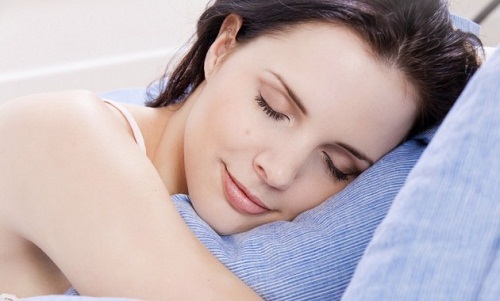 Come preparare una lozione rilassante per dormire meglio