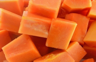 Godere di buona salute e bruciare grassi con la papaya