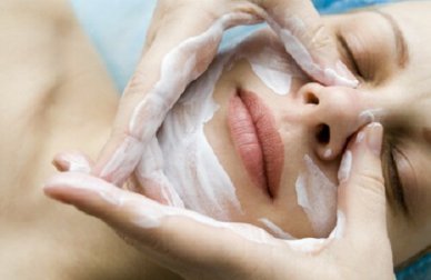 Maschere fatte in casa per tonificare la pelle