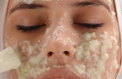 Schiarire la pelle con i rimedi fai da te