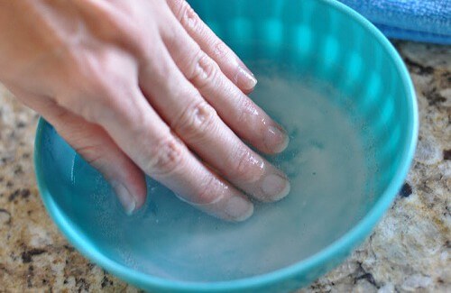 Usi e benefici dell’acqua ossigenata Usi e benefici dell’acqua ossigenata