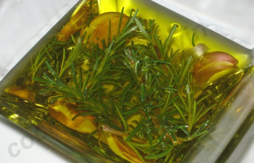 olio di rosmarino