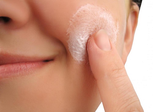 La pelle del viso e i 5 prodotti da non usare per non danneggiarla