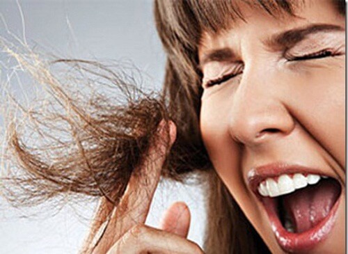 Togliere la gomma dai capelli