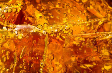 Che impatto hanno le bibite gassate sulla salute?