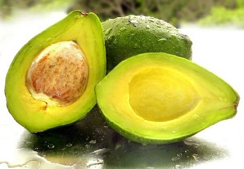 l'avocado permette di ridurre i livelli di colesterolo