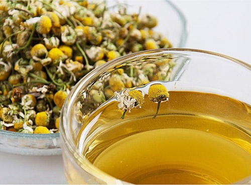 Come depurare il colon con la camomilla