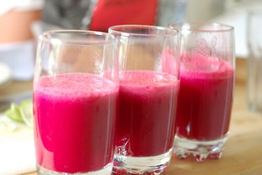 Succhi e frullati contro la caduta dei capelli