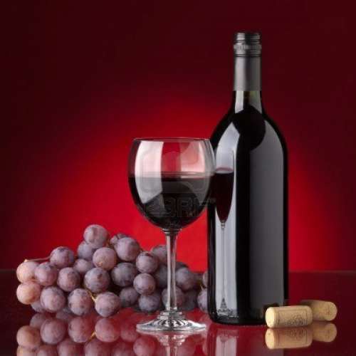 Bottiglia di vino e uva