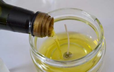Idee per riutilizzare l’olio da cucina usato