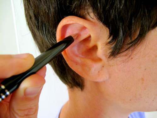 Ridurre lo stress massaggiando l’orecchio Ridurre lo stress massaggiando l’orecchio