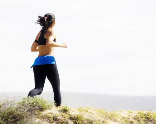 Donna che fa sport