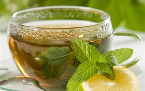 Calmare il dolore in fretta con bevande naturali