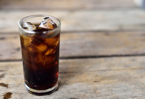 Bibite corrodono calcio ossa