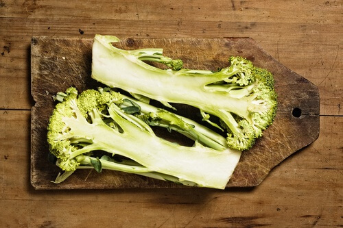 è importante includere i gambi dei broccoli nella propria alimentazione