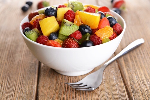 Come mangiare la frutta per perdere peso