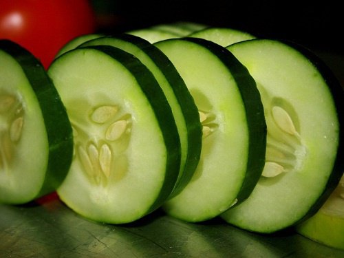 9 motivi per includere sempre il cetriolo nella vostra dieta 9 motivi per includere sempre il cetriolo nella vostra dieta