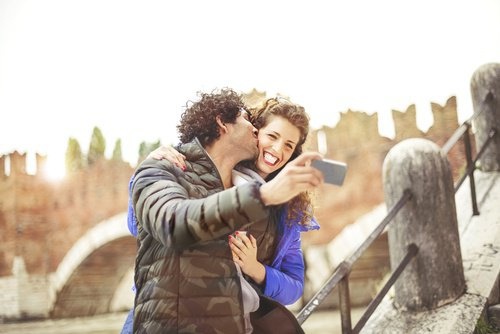 la complicità rende la relazione unica