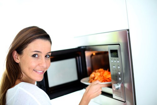 Alimenti da non riscaldare, li conoscete? Eccone 7