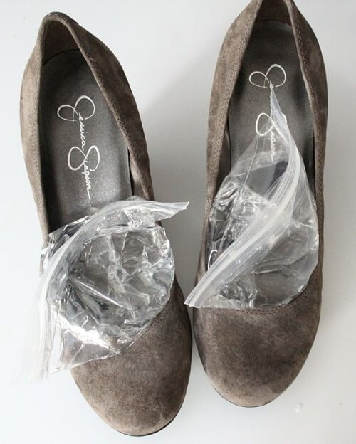 ghiaccio-dentro-le-scarpe