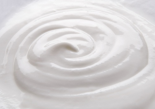 Schiarire la zona inguinale con yogurt