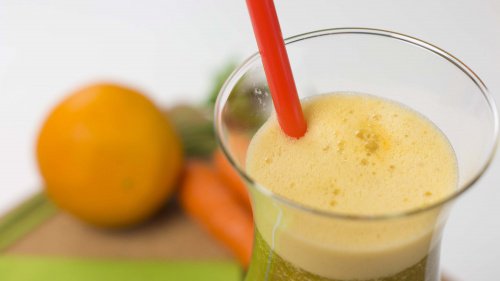 Frullato di carota e arancia per perdere peso