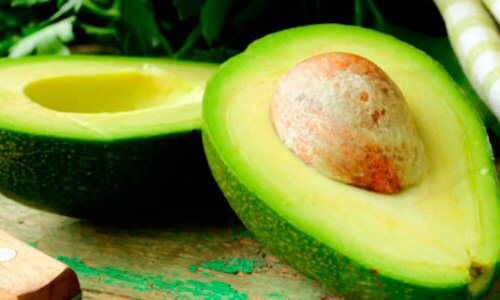 Mangiare l'avocado per cambiare il metabolismo