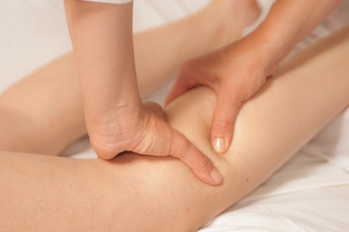 Massaggi sclerosi con olio naturale