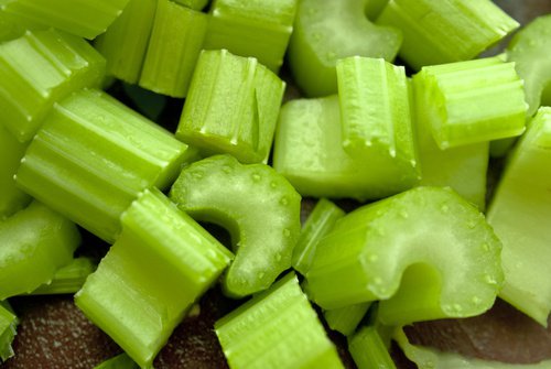 Mangiare il sedano aiuta a ridurre le infiammazioni