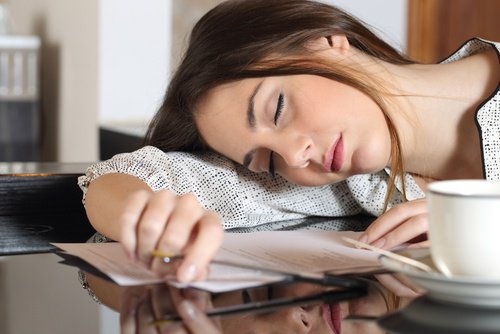 L'affaticamento è uno dei sintomi che indicano un problema ai reni