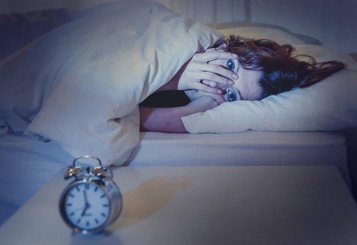 Le conseguenze di dormire meno di 8 ore