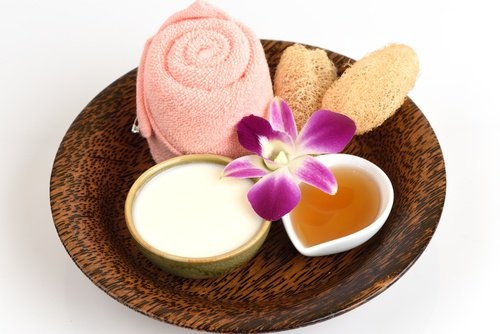 Maschera all'aspirina e yogurt