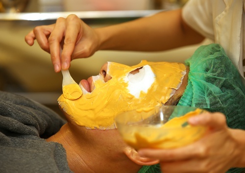 Maschera a base di carota