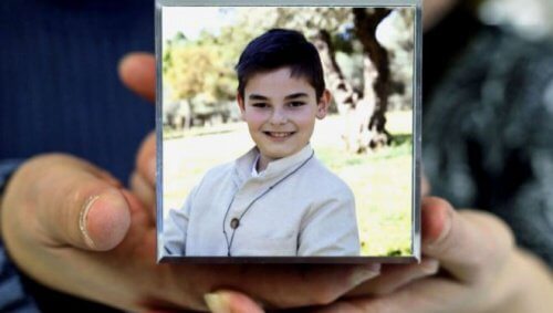 Si uccide a 11 anni: “Non ce la faccio più ad andare a scuola”