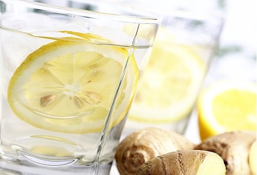 Limonata-allo-zenzero