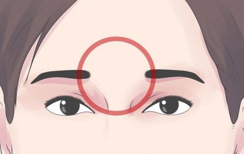 pressione sulla fronte