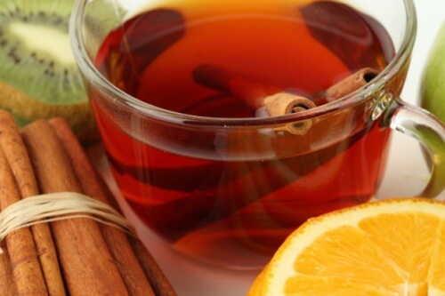 Bere tè verde e tè nero riduce il rischio di ictus