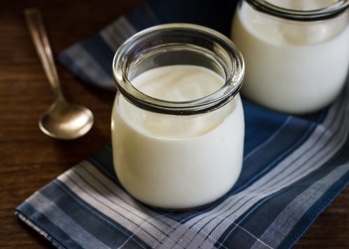 Yogurt naturale